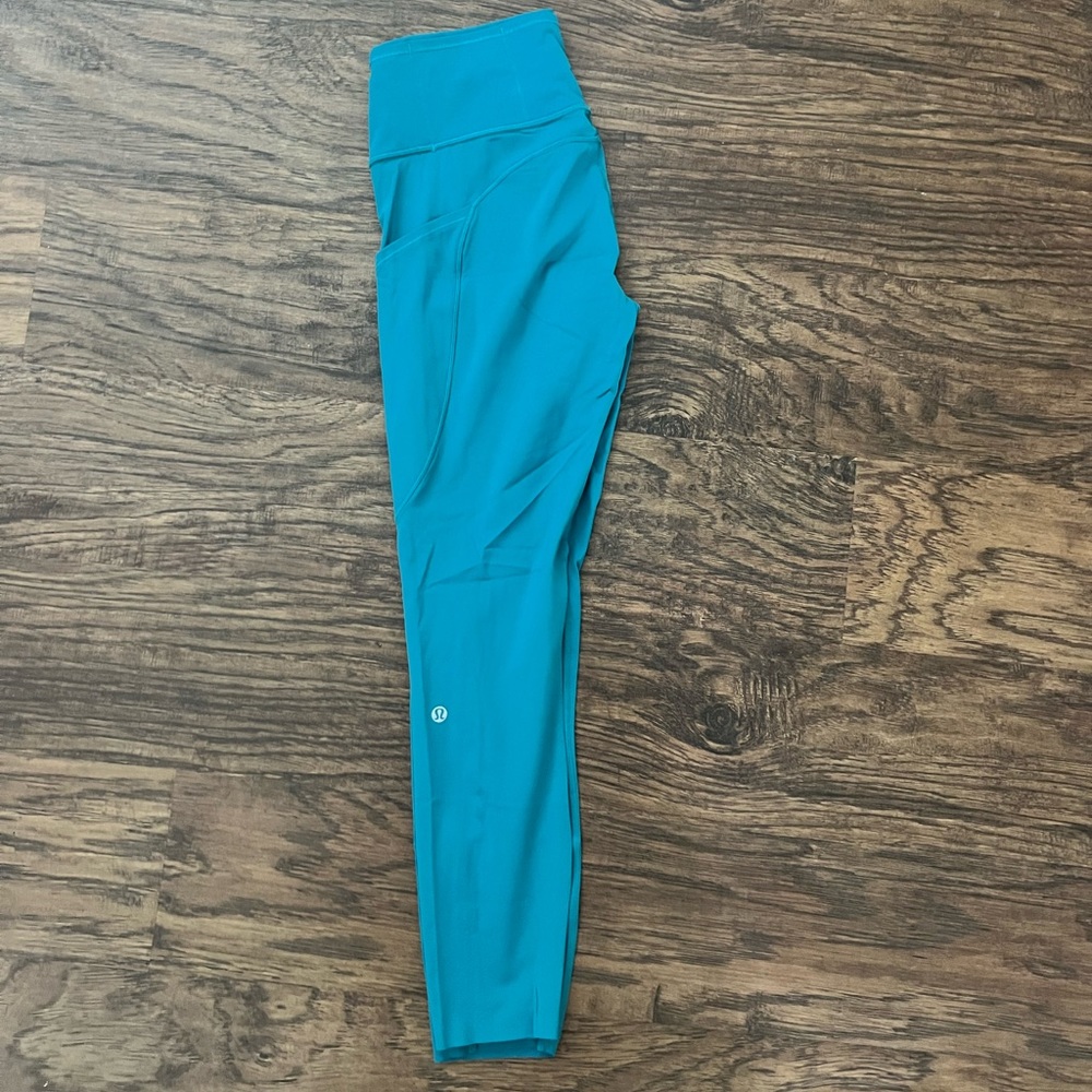 Lululemon 7/8 leggings (25”)